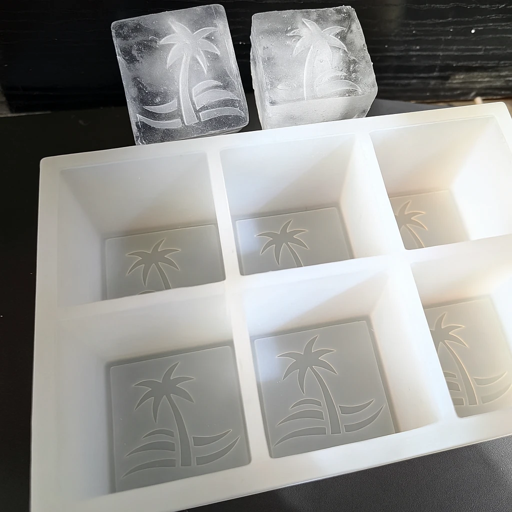 Molde de silicona personalizado para cubitos de hielo con logo para whisky y cócteles premium