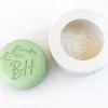 Molde de silicona personalizado para jabón con logotipo en relieve, ideal para marcas cosméticas y jabones artesanales