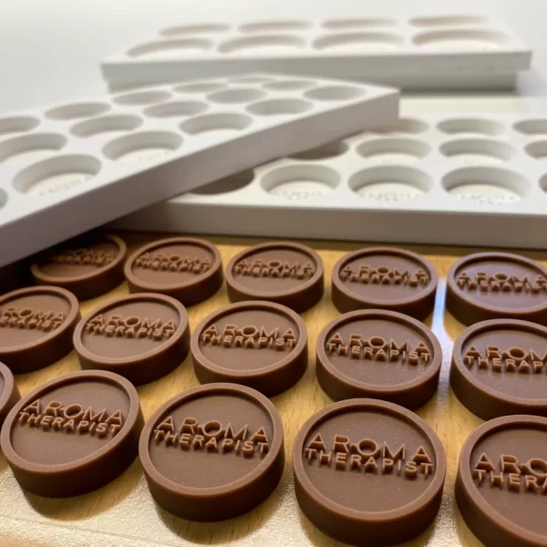 Molde de silicona alimentaria personalizado para crear chocolates – 24 cavities