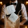 Molde de silicona profesional para hielo personalizado con logotipo, ideal para coctelería y eventos premium.